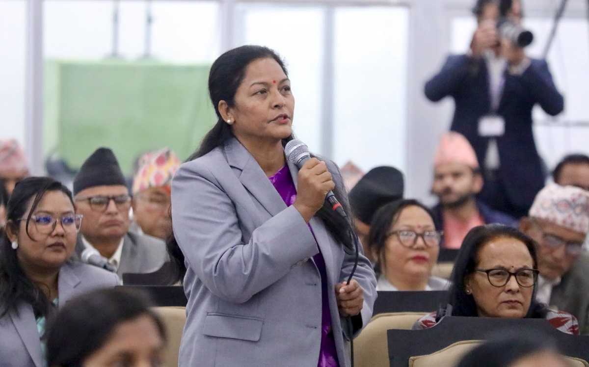 सामाजिक सञ्जाल तत्काल नियमन गर्न एमाले सांसदको माग