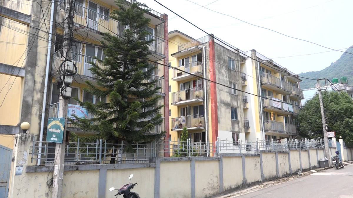 सुकुम्वासी बस्तीमा डोजरः विस्थापितलाई नागार्जुन सार्ने तयारी