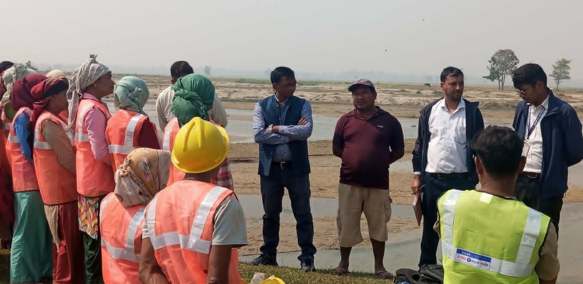 विनवारीमा जैविक तटबन्ध निर्माण सुरु