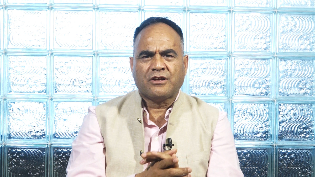 काँग्रेस २०४८ को ‘प्रश्नपत्र’ बोकेर ८२ को समाजशास्त्रको परीक्षा दिन गएकाले हार्‍यो: महर (भिडिओ)