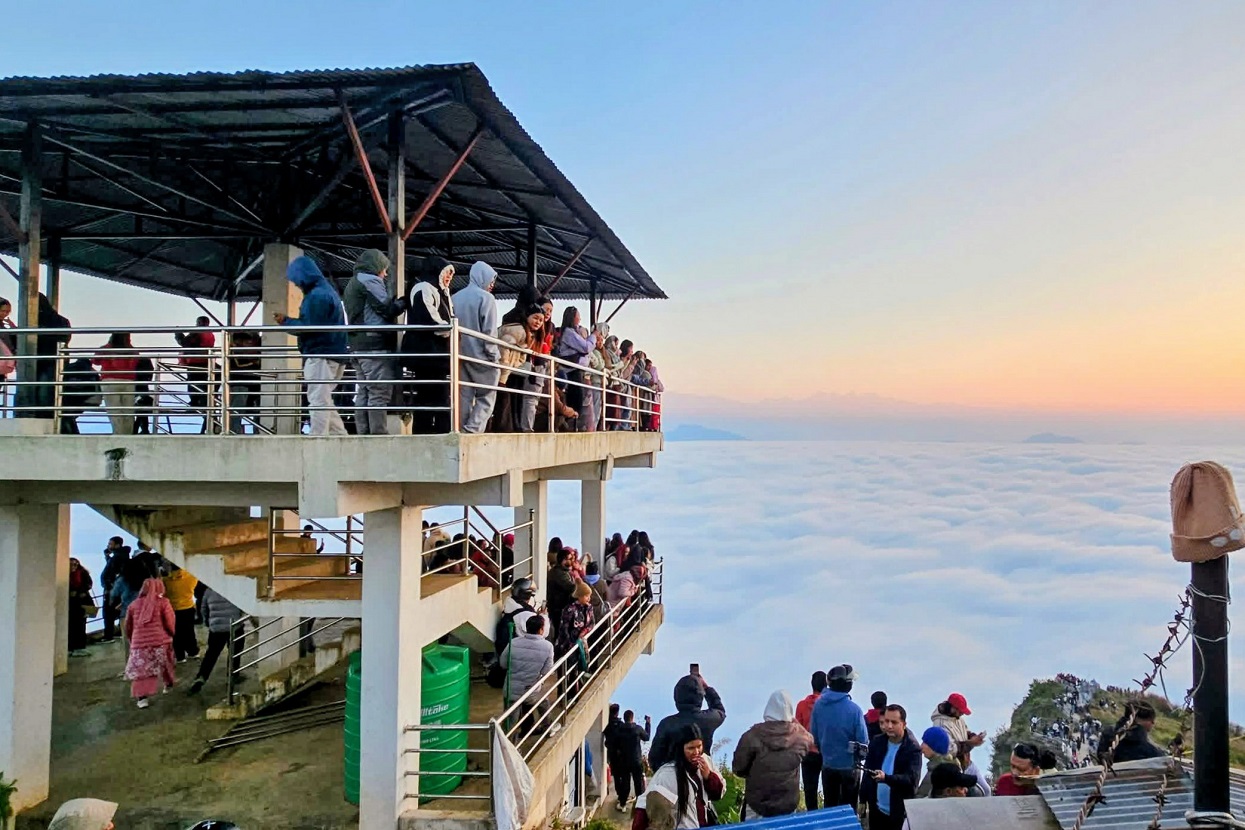 मानहुँकोटमा पर्यटकको चहलपहल बढ्यो