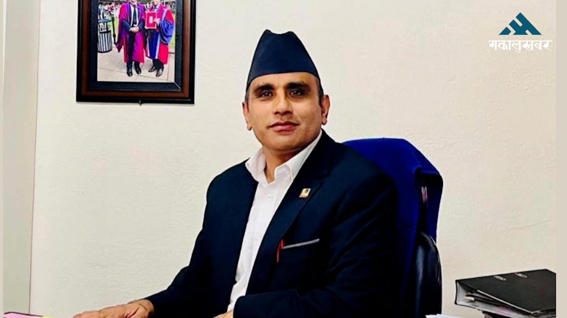 महान्यायाधिवक्ता कँडेलविरुद्ध तीन रिट निवेदन दायर