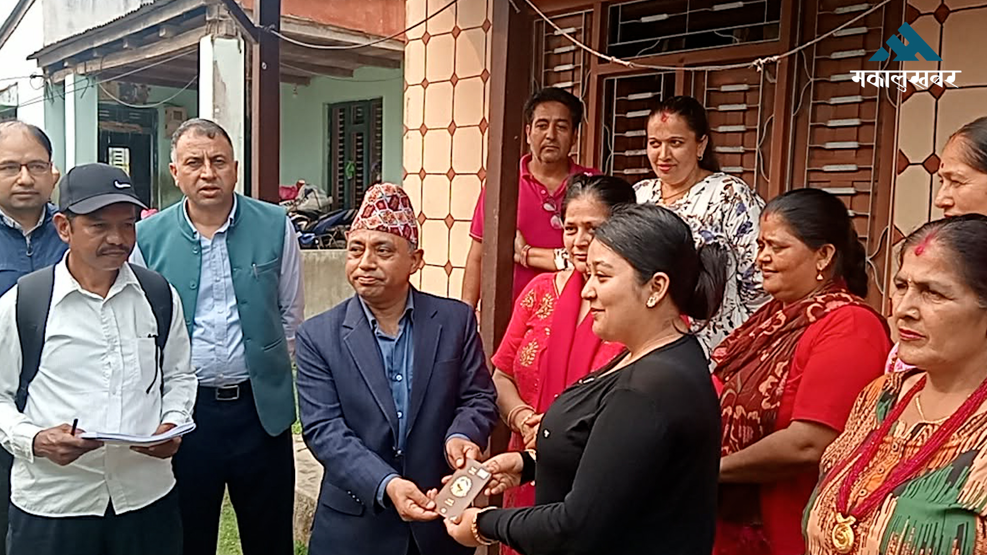 उन्नाइस जिल्लामा हुलाकको घरमै सेवा : राहदानी, लाइसेन्स, शैक्षिक प्रमाणपत्रलगायत कागजात ढुवानी