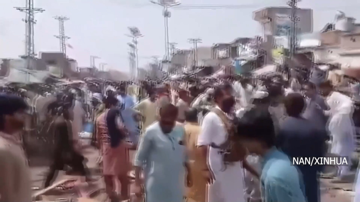 पाकिस्तानमा प्रहरीको गाडी लक्षित गरी बम विष्फोट, दुई प्रहरीसहित ७ जनाको मृत्यु