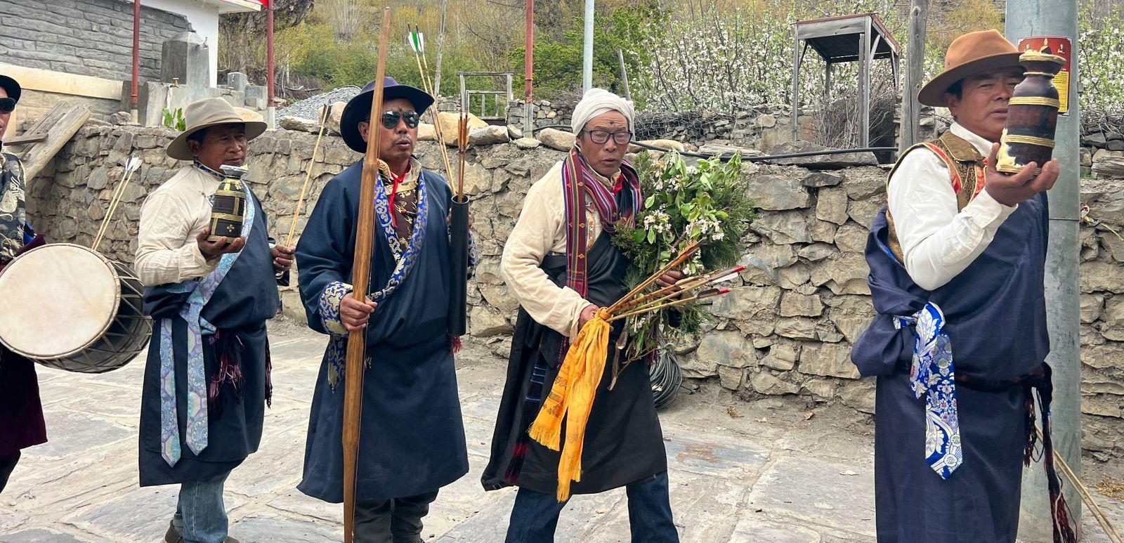 खिङ्गामा ‘धछ्याङ’ पर्वको रौनक
