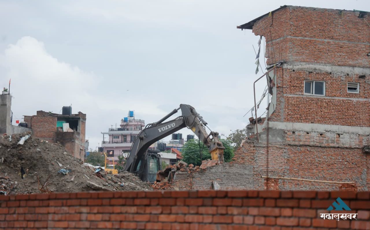 दाङमा पनि अतिक्रमण गरी बनाइएका संरचना हटाइने