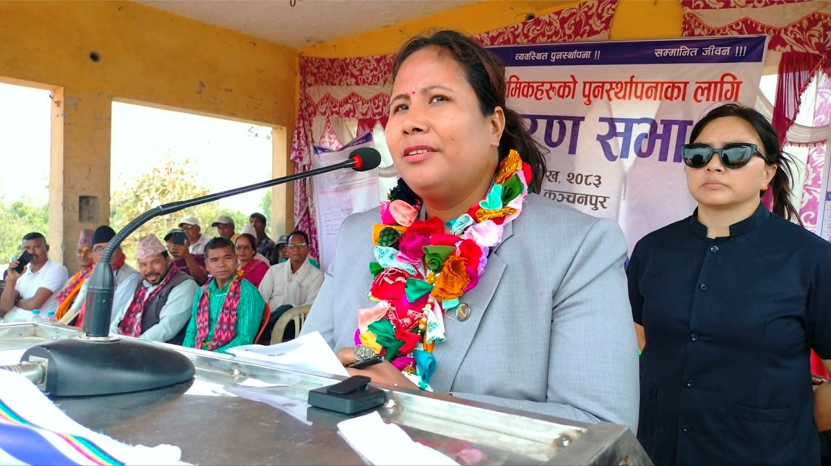 मुक्तकमैयालगायत समुदायका समस्या समाधान गर्न सरकार प्रतिबद्ध: मन्त्री चौधरी