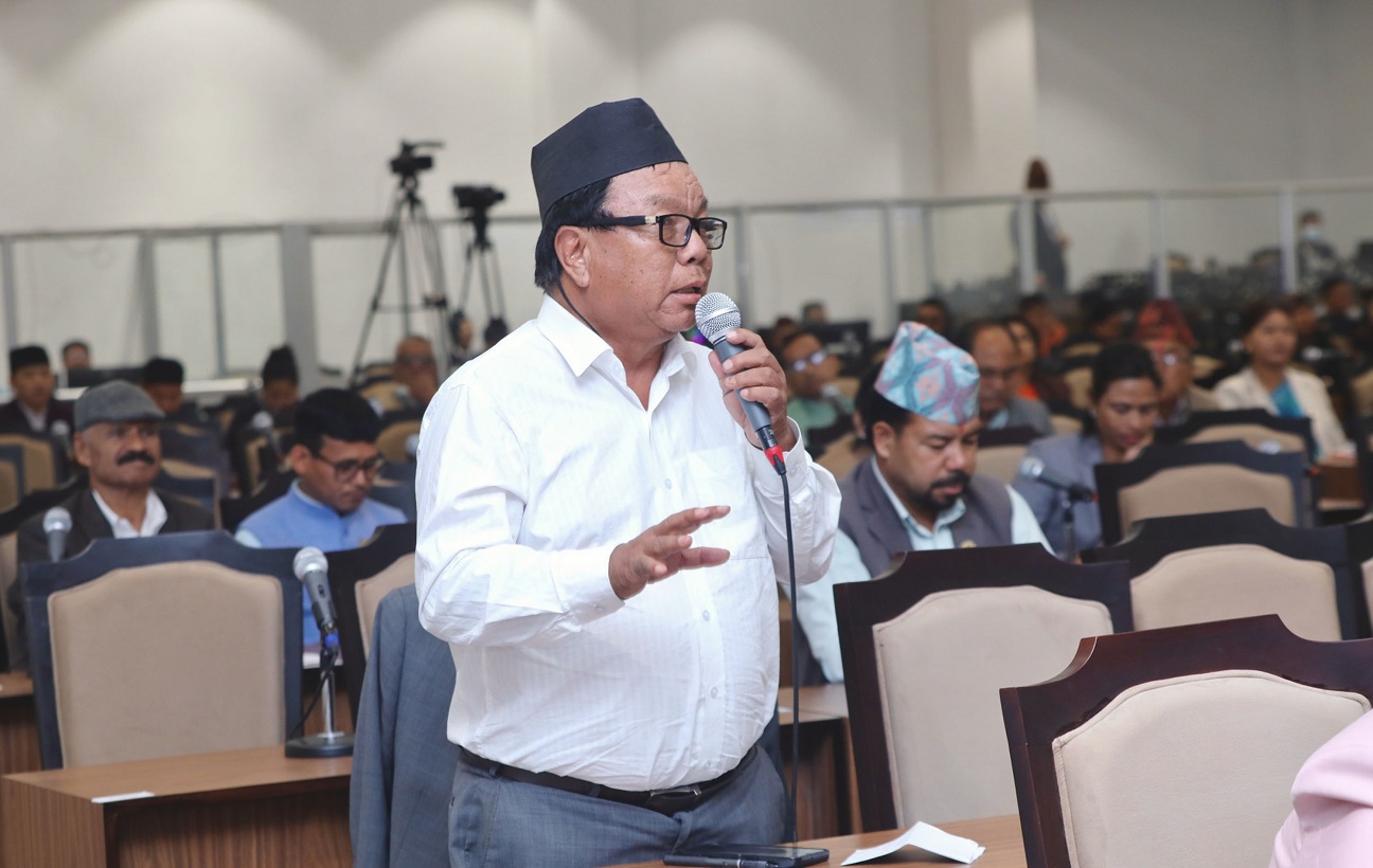 ग्रामीण दूरसञ्चार कोषको १६ अर्ब परिचालन र ट्याक्सीको नयाँ दर्ता खोल्न सांसद पुनको माग