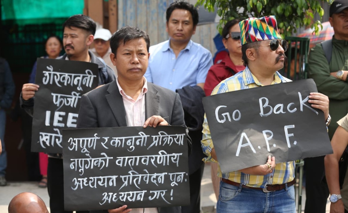 मुक्कुमलुङ केबलकार विवाद: आन्दोलनका कार्यक्रम घोषणा (तस्बिरहरू)