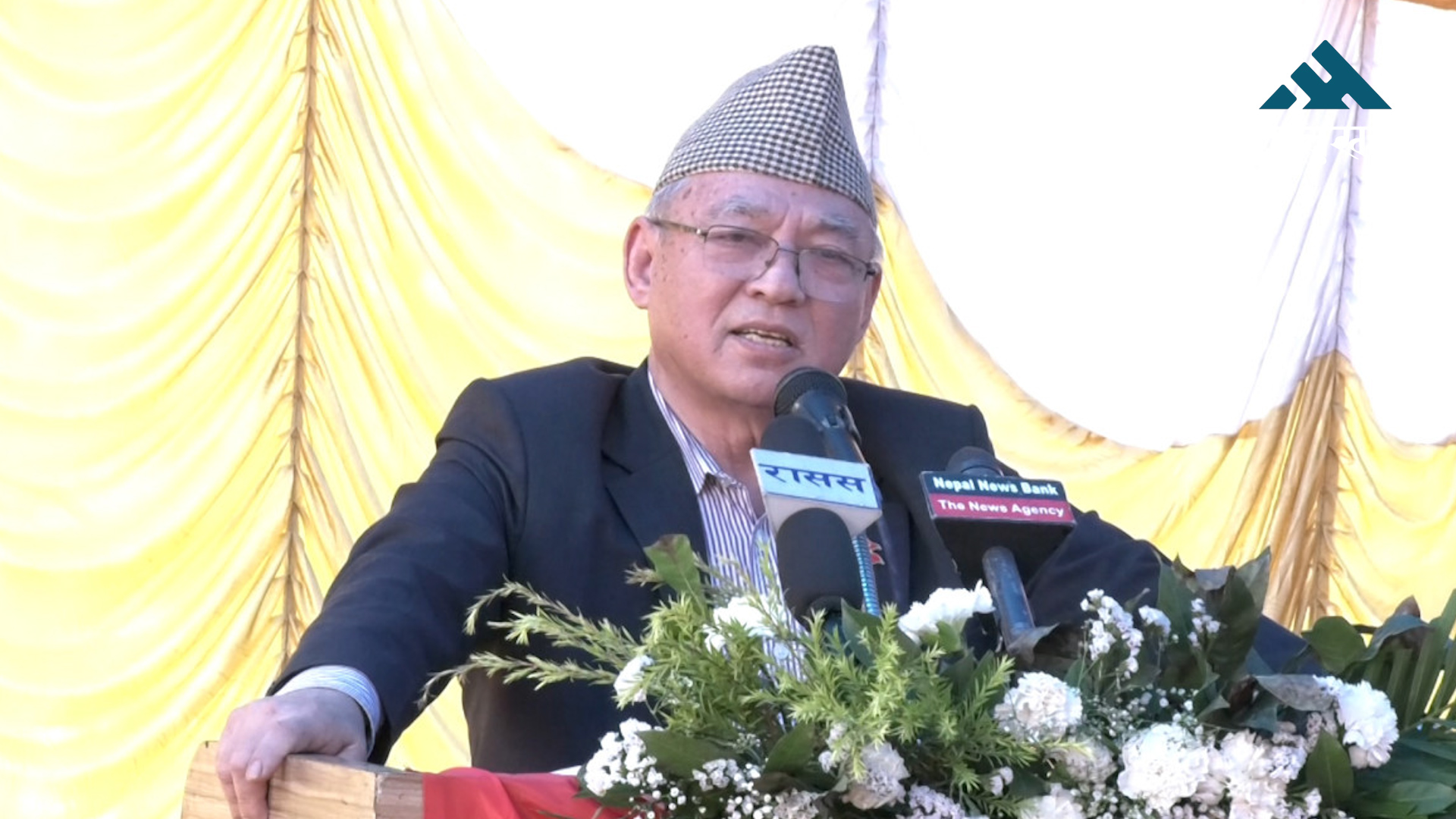 ओलीको रक्षार्थ उभिनुपर्ने जिम्मेवारी एमालेको काँधमा आएको छः बादल