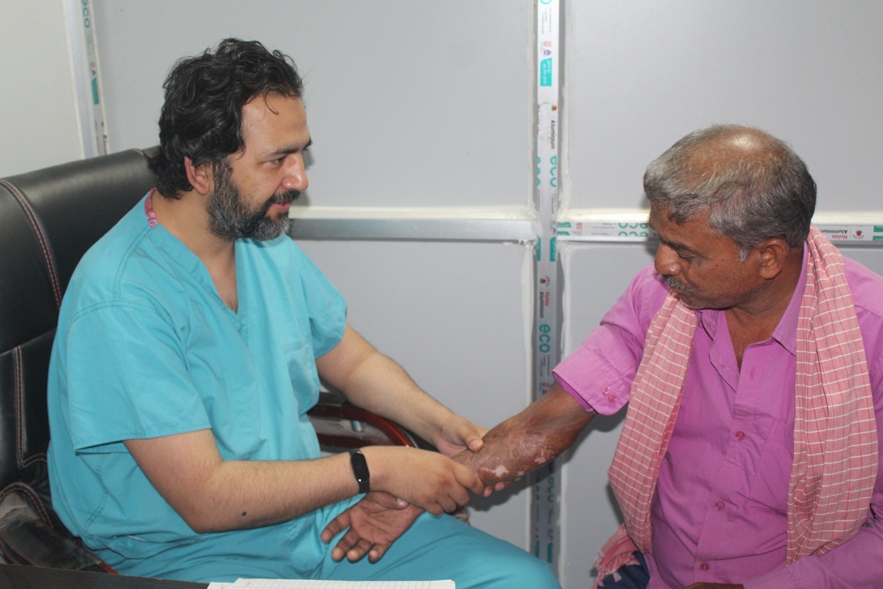 ‘नबिल निःशुल्क जलन शिविर’ मा १५० जनाले लिए परामर्श तथा उपचार सेवा