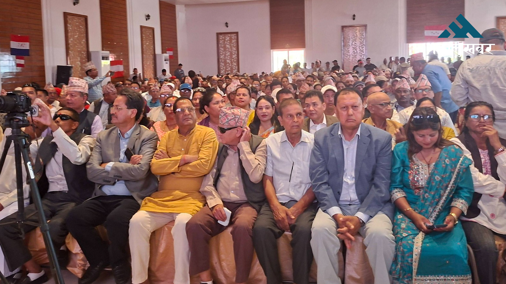 धनगढीमा कांग्रेस संस्थापनइतर पक्षको जमघट