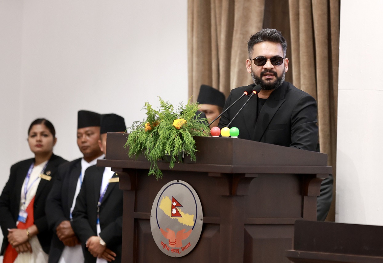 विपन्न वर्गलाई निःशुल्क शिक्षा र स्वास्थ्य सेवा दिइनेछ: प्रधानमन्त्री