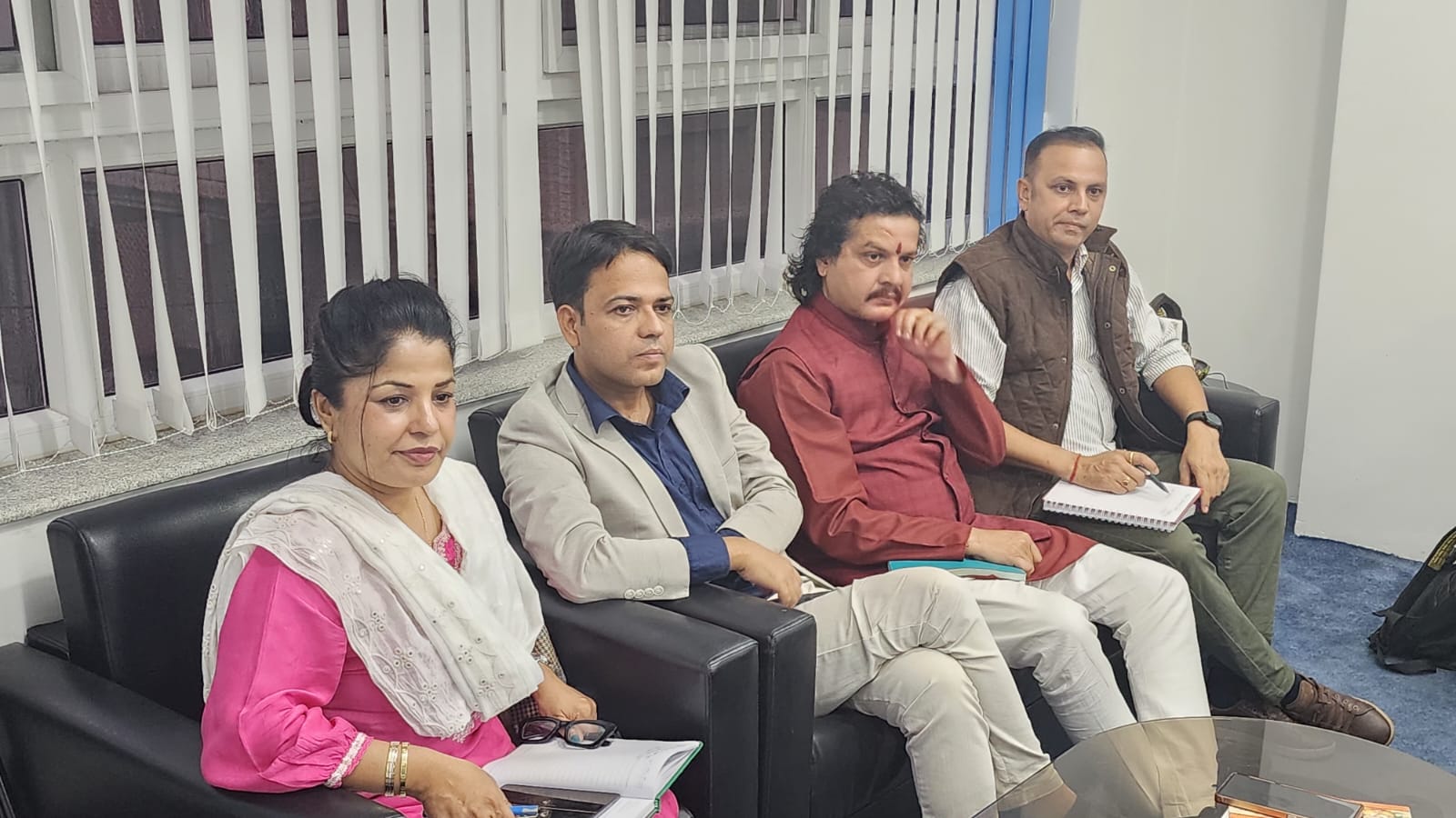 रास्वपाद्वारा १५ सदस्यको सदस्यता खारेज