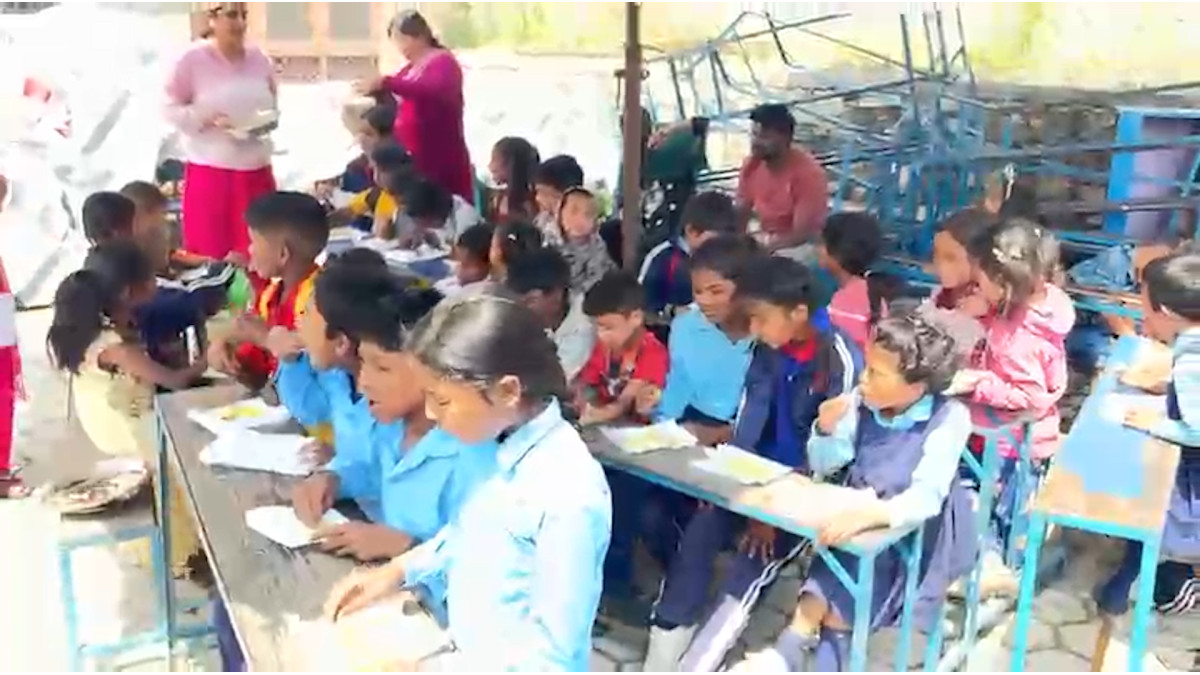 मनोहराको सरस्वती आधारभूत विद्यालयका २७५ विद्यार्थीको पठनपाठन अन्योलमा