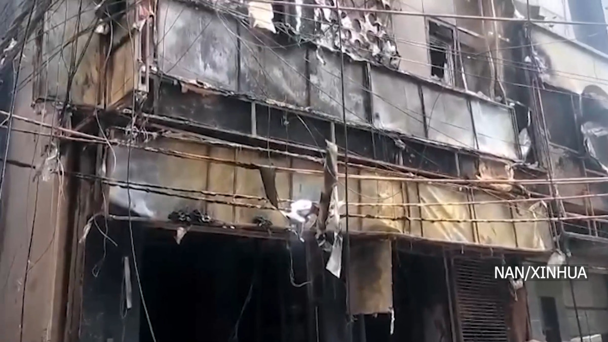 नयाँ दिल्लीको एक होटलमा भीषण आगलागी, २१ जनाको मृत्यु
