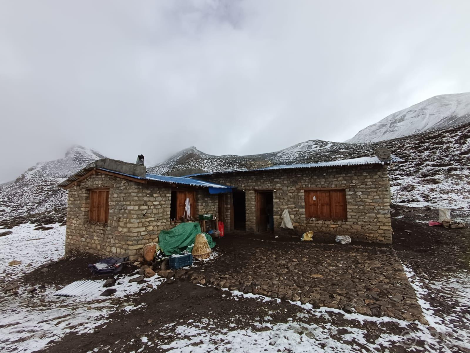 दामोदरकुण्ड तीर्थयात्रीलाई निःशुल्क भोजनको व्यवस्था
