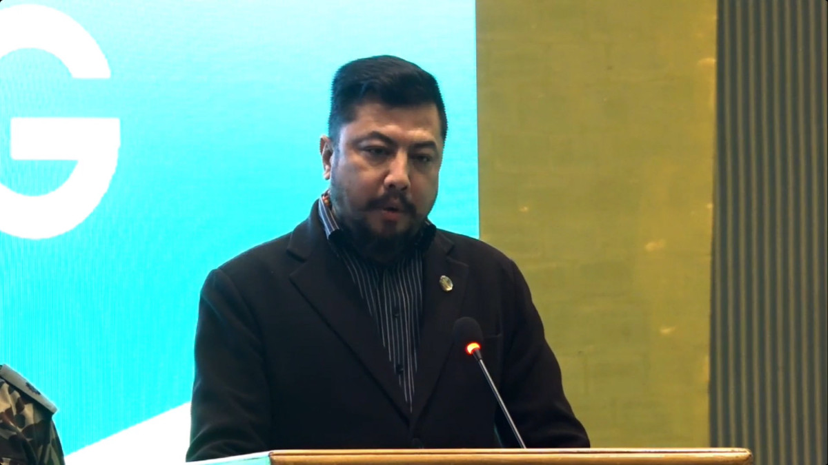 निर्माणमा नगई बहानाबाजी गर्नेहरूप्रति कठोर बन्छौँ: उर्जामन्त्री श्रेष्ठ