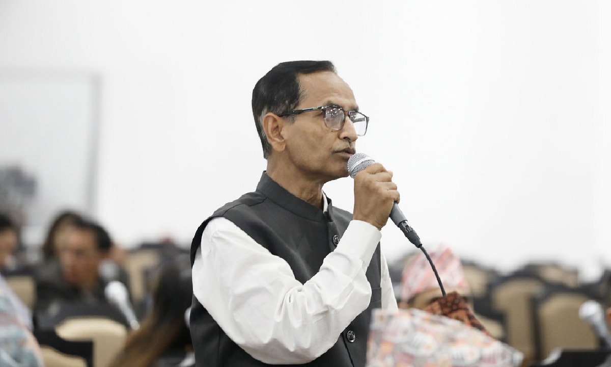 प्रधानमन्त्रीको गलत भनाईलाई संसदमा ताली बजाएर समर्थन गरिनु खेद: सांसद यादव