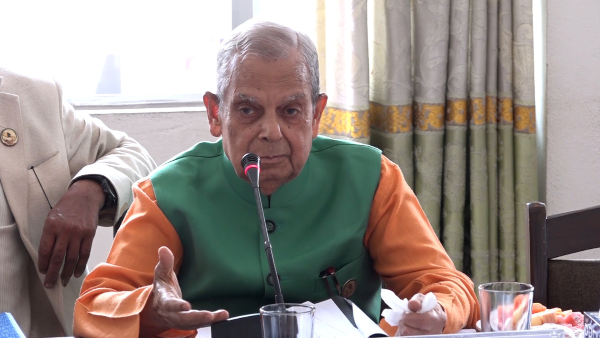 सरकारले मुलुकको स्वतन्त्रतामाथि नै असर पार्ने गतिविधि गरिरहेको छ: महन्थ ठाकुर