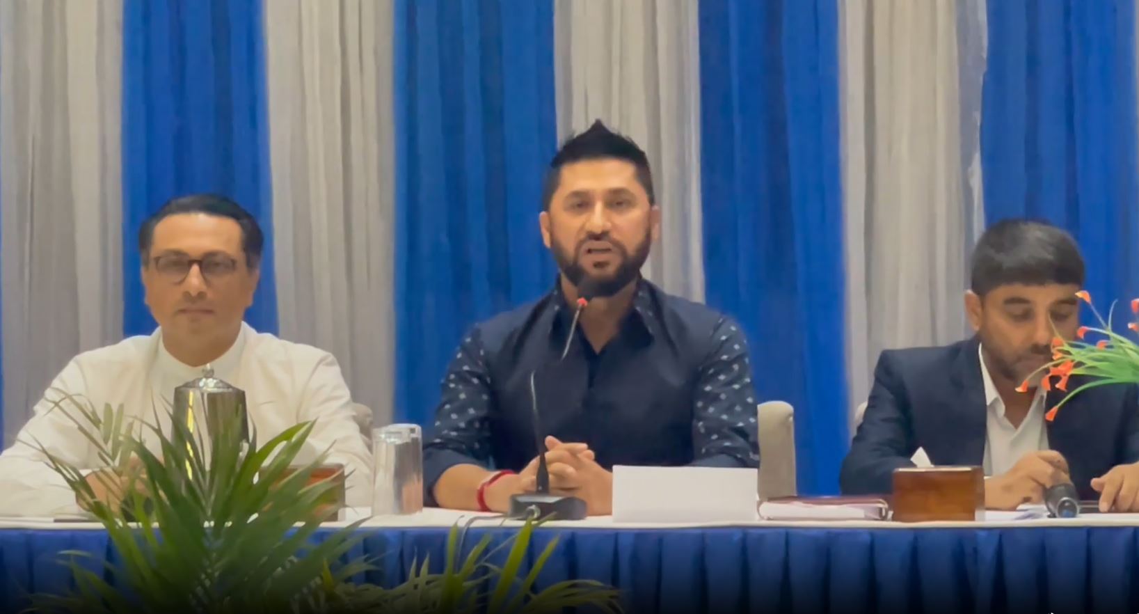 संविधान र गणतन्त्रका उपलब्धिको रक्षा गर्न प्रतिबद्ध छौँ: रवि लामिछाने