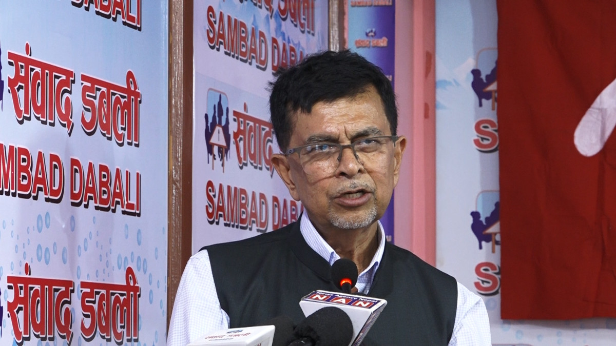 सेनामाथि राजेन्द्र पाण्डेको टिप्पणी- ‘परमाधिपति बस्ने स्थान सुरक्षित राख्न नसक्नेले देशको सुरक्षा दिने विश्वास गर्नुपरेको छ’