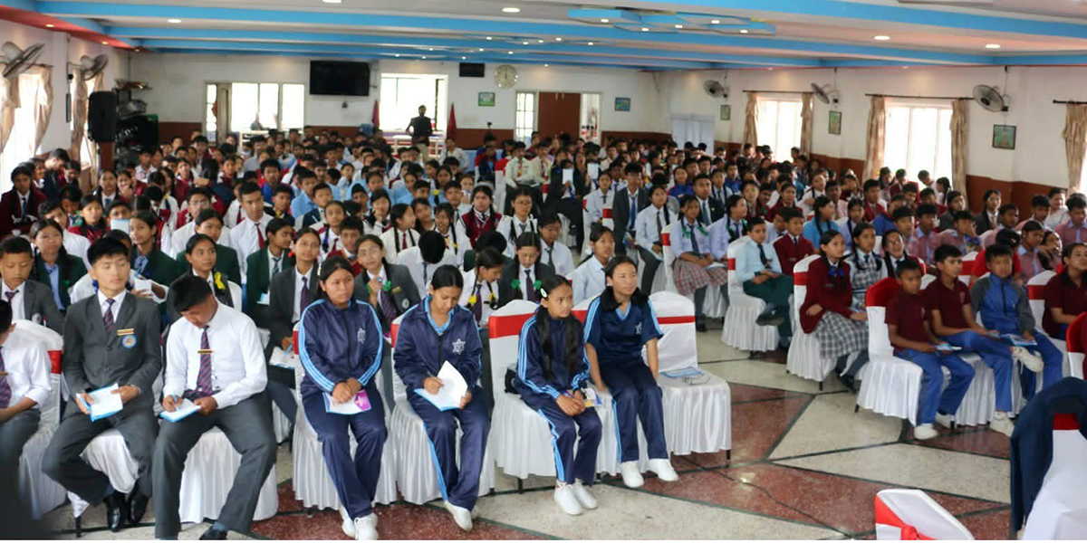 विद्यार्थीमा नेतृत्व क्षमता विकास गर्न तालिम