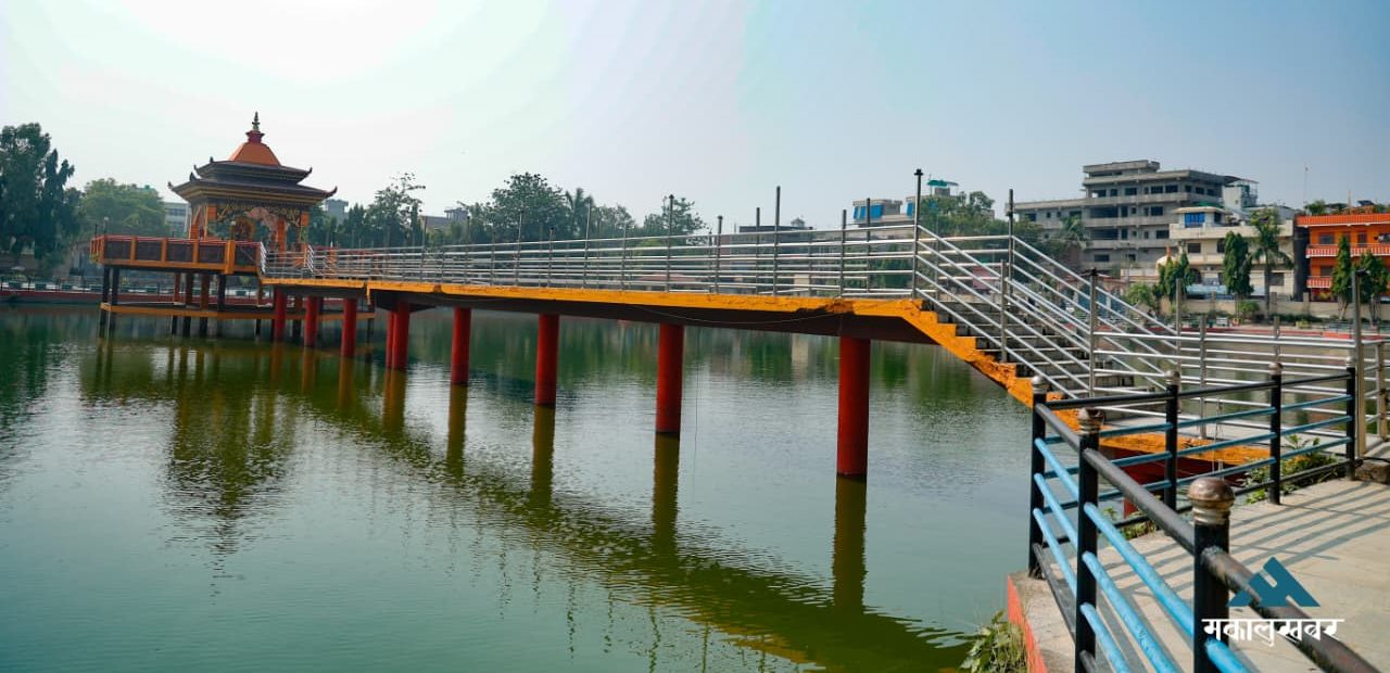 ऐतिहासिक पर्यटकीय गन्तव्य बन्दै वीरगञ्जको घडीअर्वा पोखरी (तस्बिरहरू)