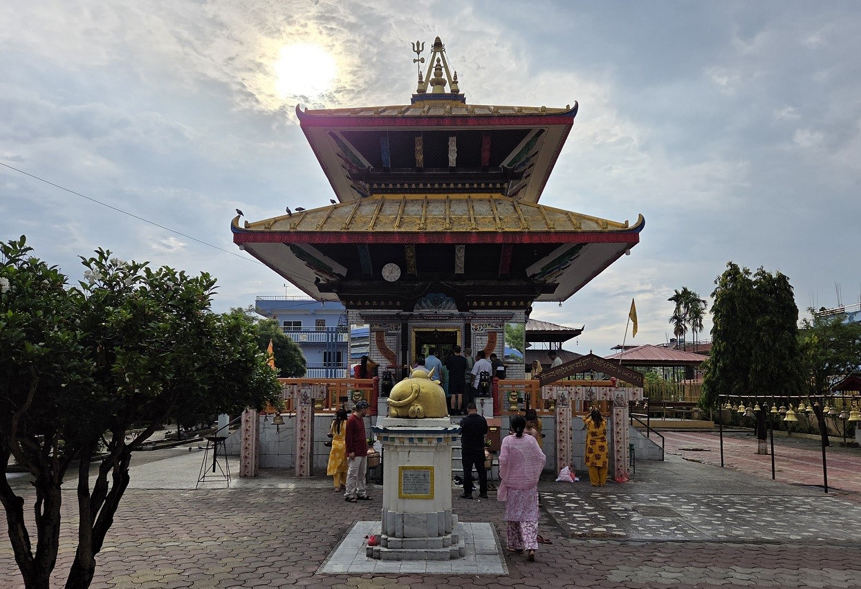 धार्मिक पर्यटनको गन्तव्य बन्दै भुवनेश्वर महादेव मन्दिर