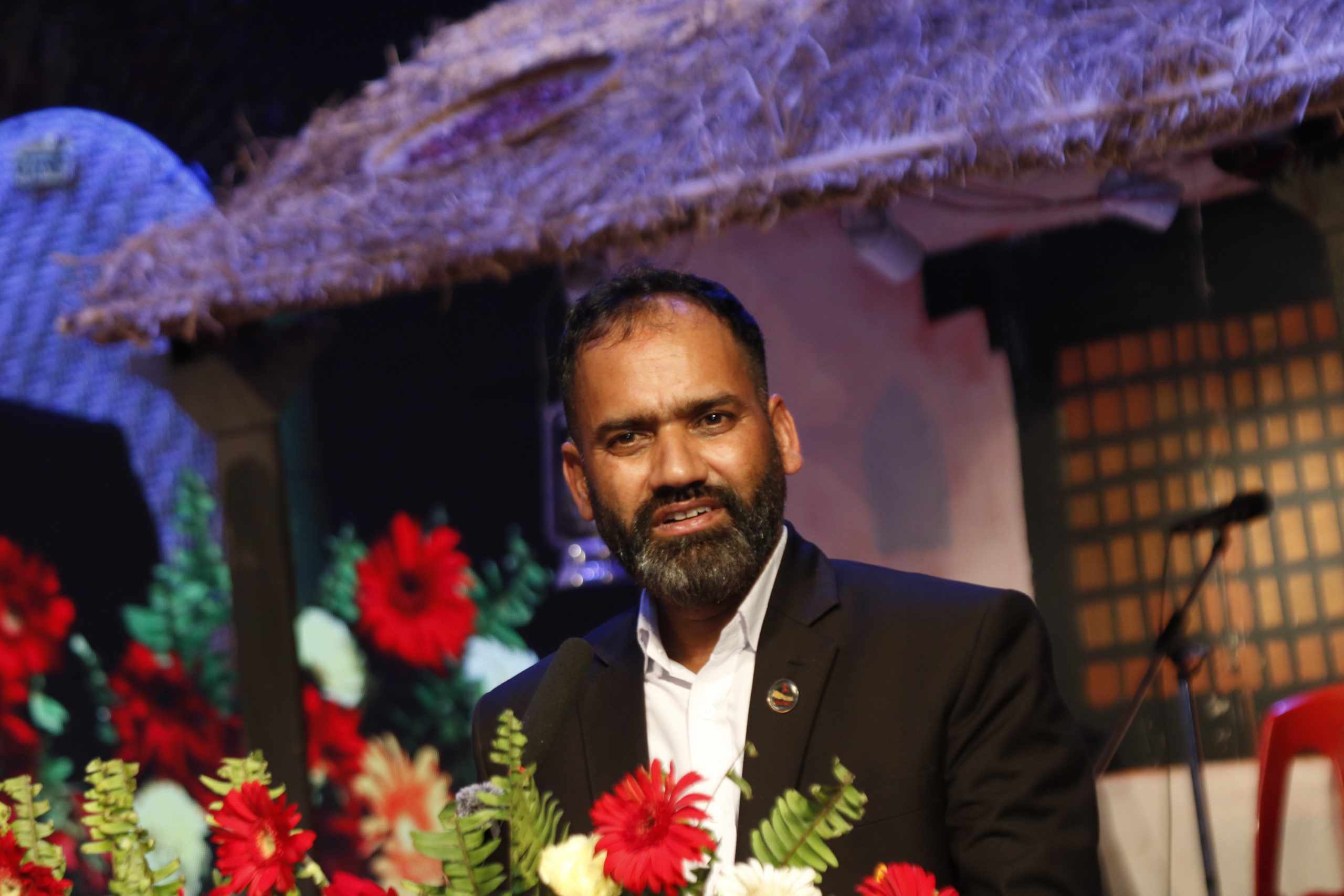 संस्कृति र प्रकृतिको प्रवर्द्धनमा कलाकार लाग्नुपर्छ : मन्त्री पौडेल