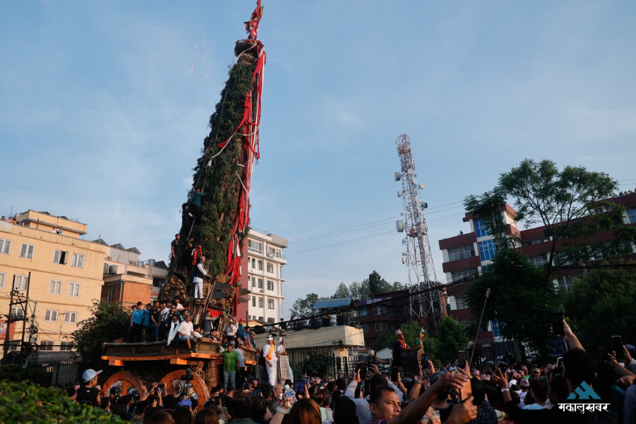 रातो मत्स्येन्द्रनाथको रथ जावलाखेल पुर्‍याइयो (तस्बिरहरू)