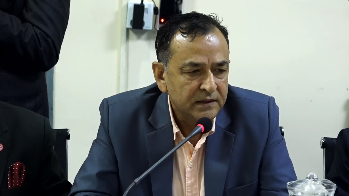 ग्यासको आधा सिलिण्डर नीतिले उद्योगी मारमा, बजार पूर्ण सहज हुन अझै समय लाग्ने