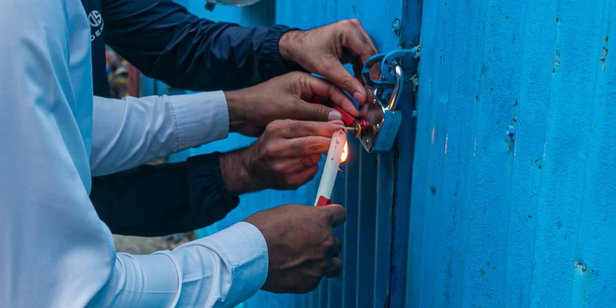 मापदण्ड विपरित सञ्चालित तालिम केन्द्रमा सरकारको छापा, कार्यालय सिलबन्दी (तस्बिरहरू)