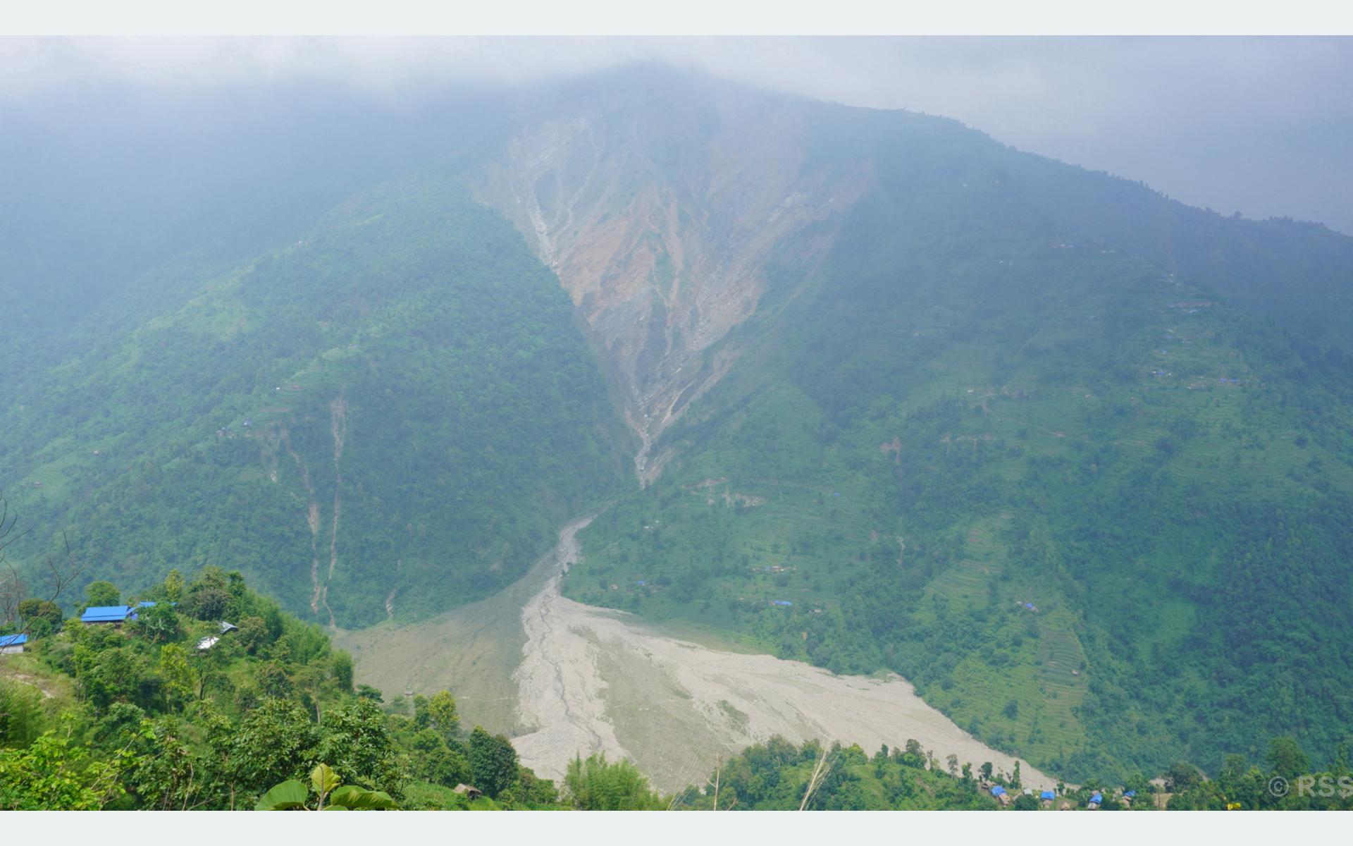 बोपुङको वासिङ पहिरोः बर्सेनि उठीबास हुँदै आसपासका स्थानीयवासी
