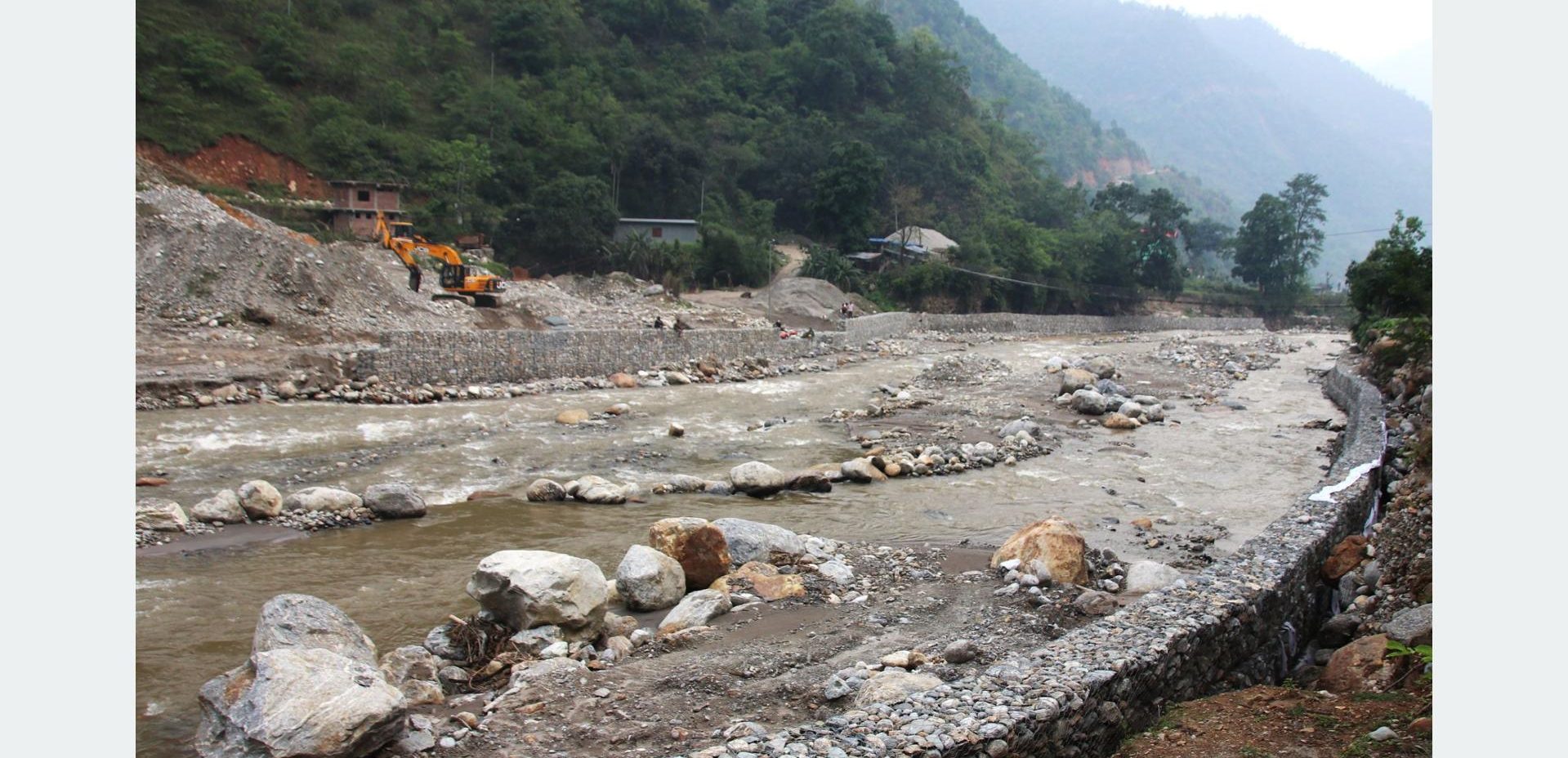 बस्ती जोगाउन तटबन्ध निर्माण