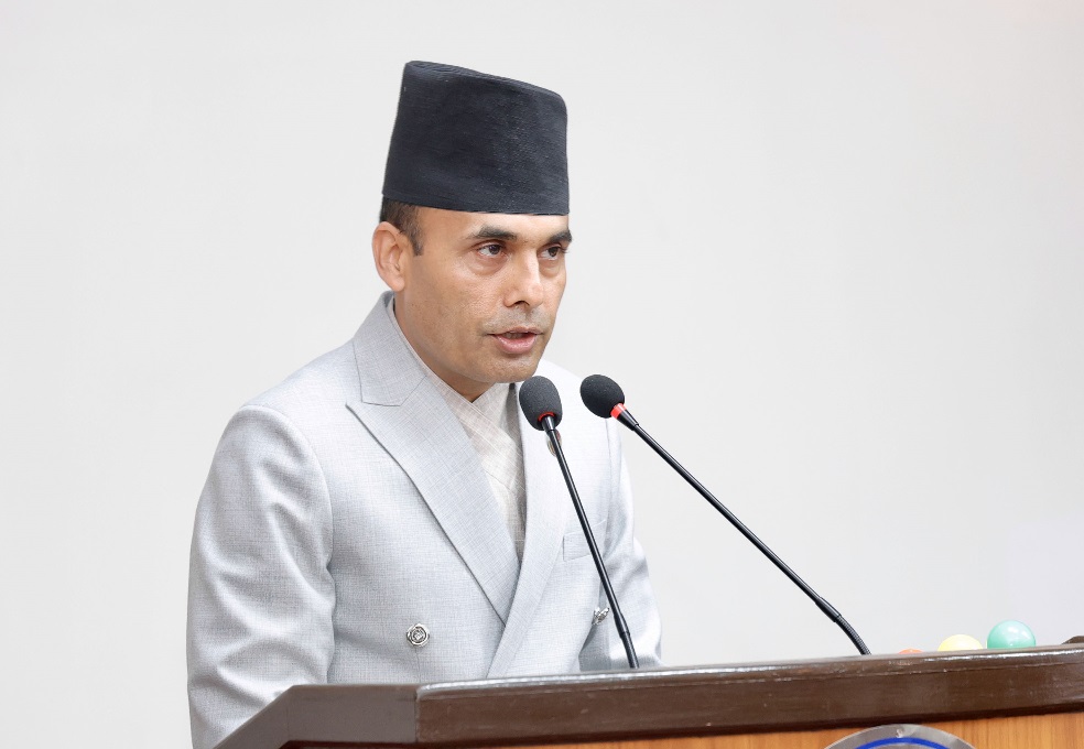 मोबाइल फ्रिक्वेन्सी मोनिटरिङ भ्यान र सुरक्षा मुद्रण प्रेस मेसिन खरिद अति आवश्यक: सञ्चारमन्त्री