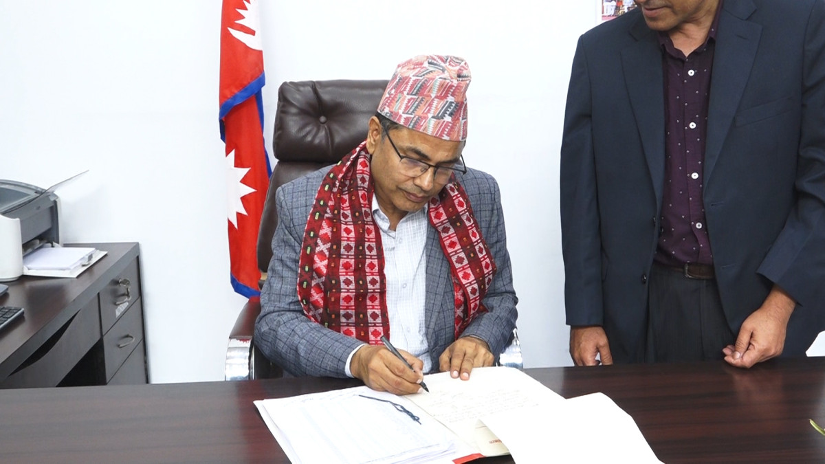 विपद् व्यवस्थापन प्राधिकरणको कमान्ड धर्म उप्रेतीलाई, भने- ‘पूर्वतयारी र पुनर्निर्माणले गति लिन्छ’
