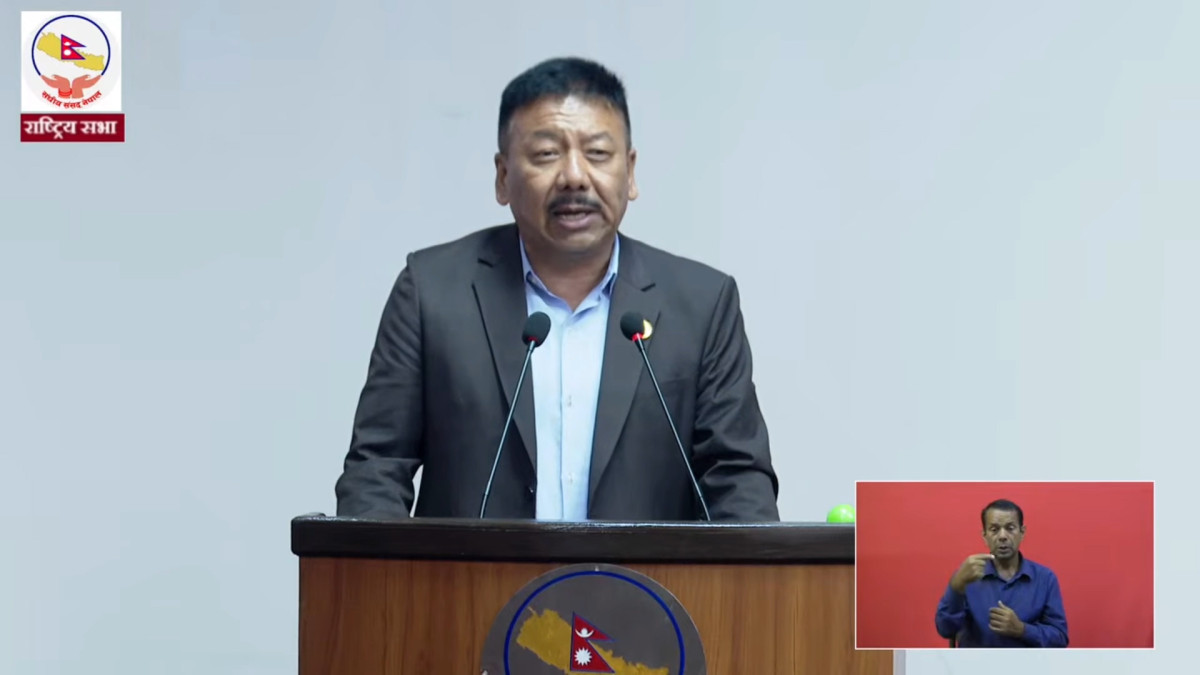 सरकारले सगरमाथाको आरोहण रोयल्टी वृद्धि गर्नुपर्दछ: एमाले सांसद शेर्पा