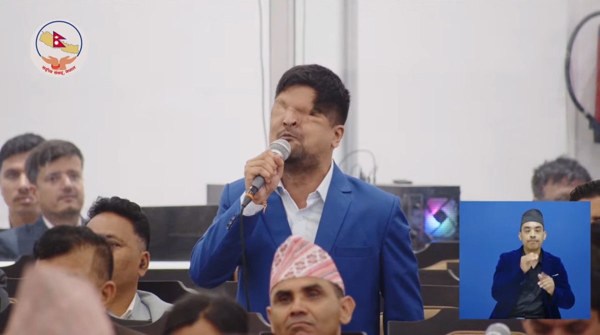 कर्णाली राजमार्गमा भएको दुर्घटनाबारे रमेश प्रसाईँले मागे गृहमन्त्रीको जवाफ