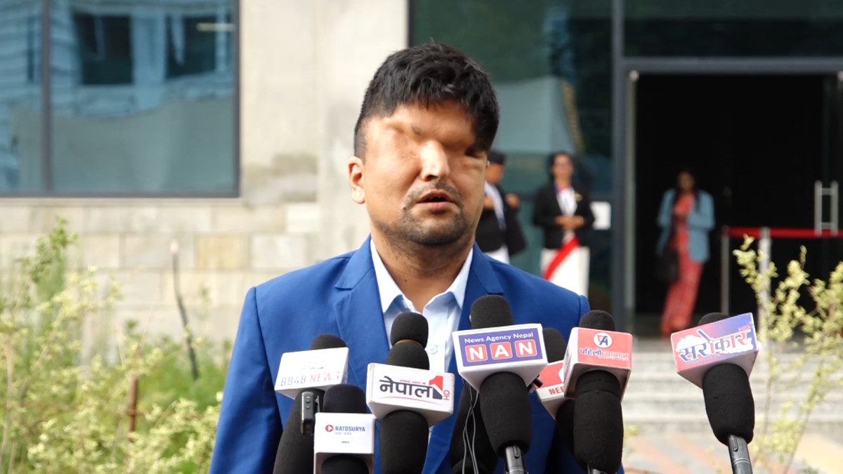 भूमिहीनलाई लालपुर्जा वितरण र महत्त्वपूर्ण विधेयक पारित हुनु राष्ट्रका लागि खुसीको खबर: रमेश प्रसाईँ