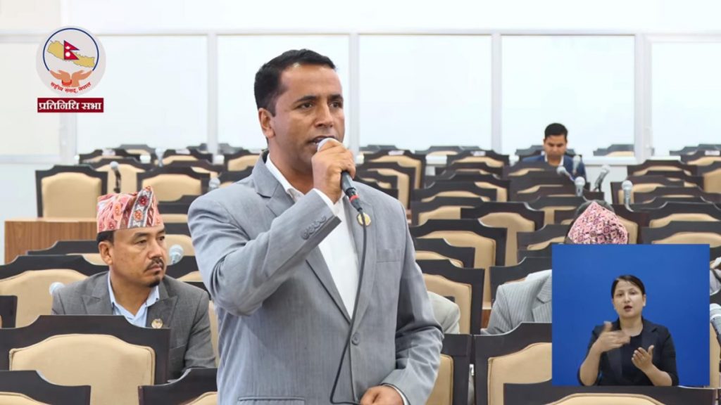 राहदानी नपाएपछि विभाग अगाडि आत्मदाह प्रयास: नेकपा सांसदले सोधे- सरकार कहाँ छ ?