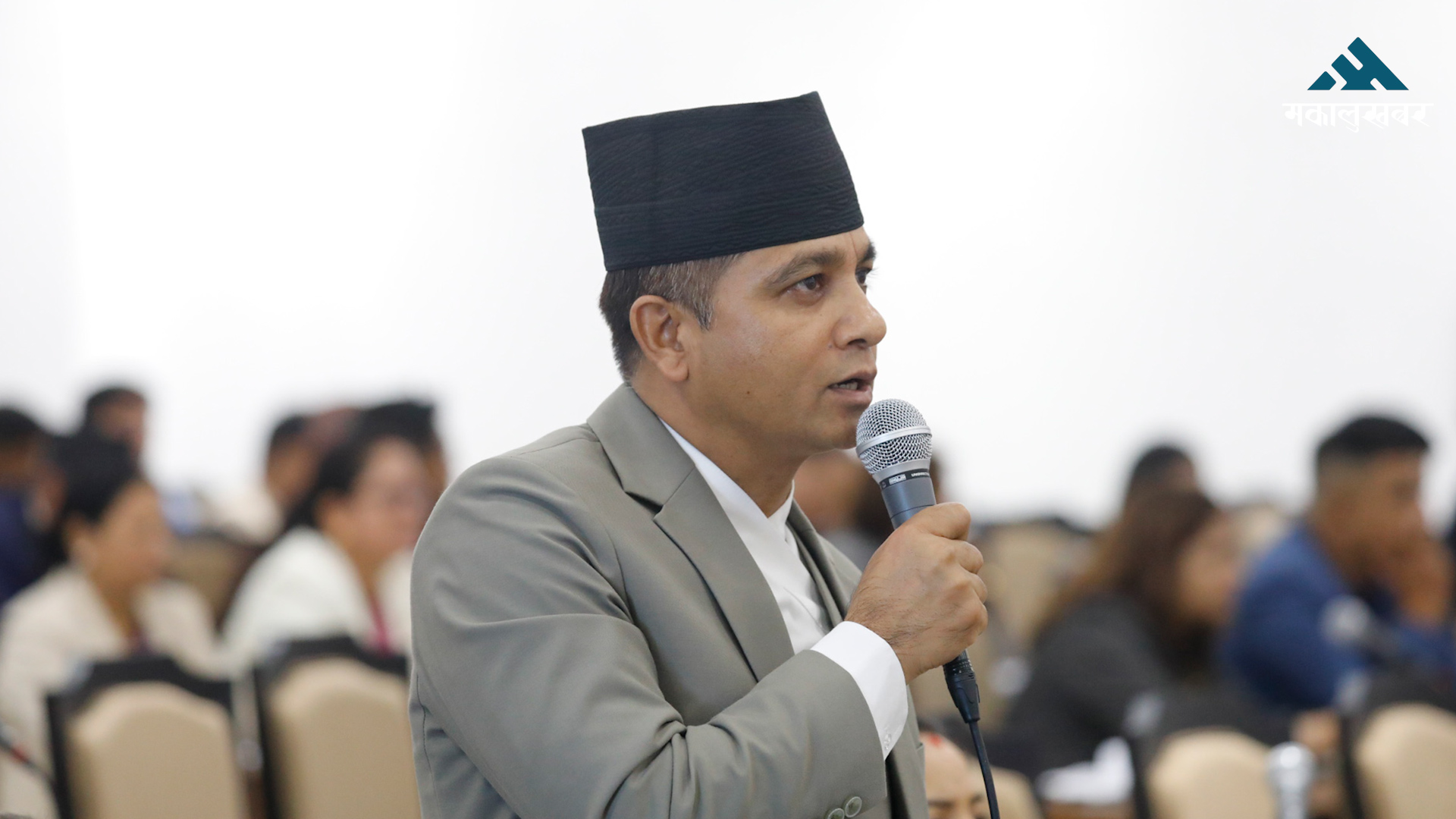 एमाले प्रमुख सचेतक ऐन महरलाई ज्यान मार्ने धम्की (भिडिओ)
