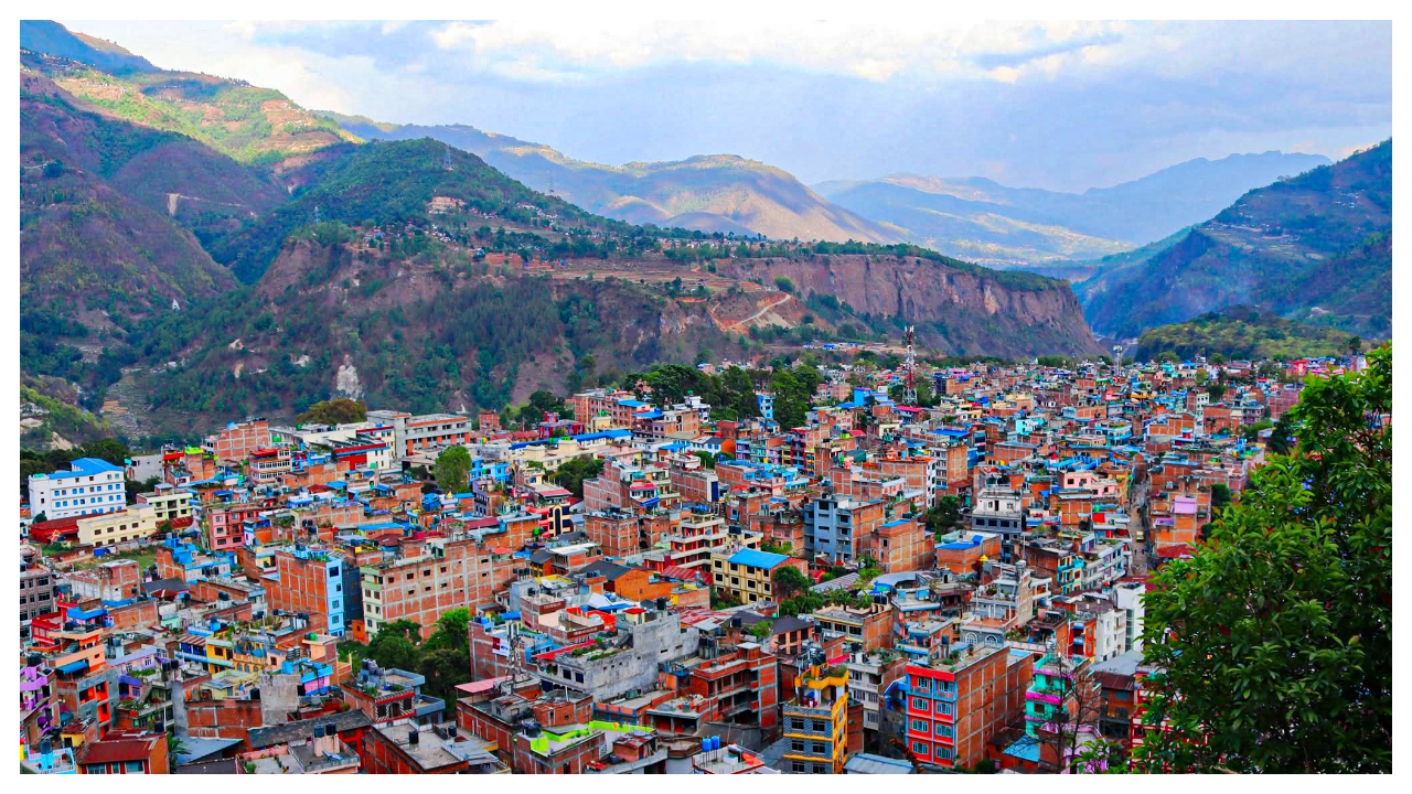 बागलुङ बजारका धारामा दशकौँदेखि धमिलो पानी