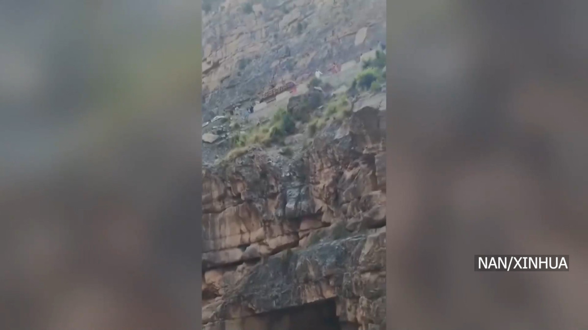 पाकिस्तानमा बस दुर्घटनामा ४० जनाको मृत्यु