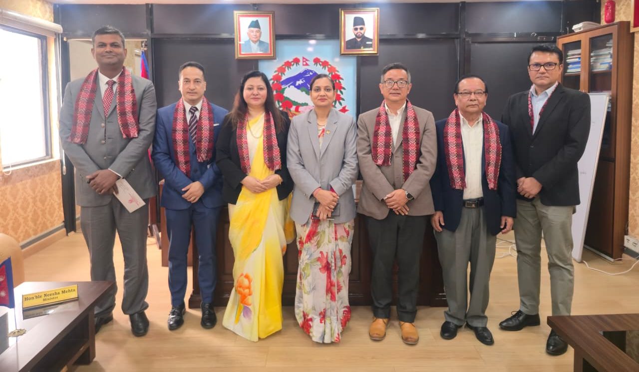 ६ स्वास्थ्य विज्ञान प्रतिष्ठानका नवनियुक्त उपकुलपतिद्वारा शपथ ग्रहण