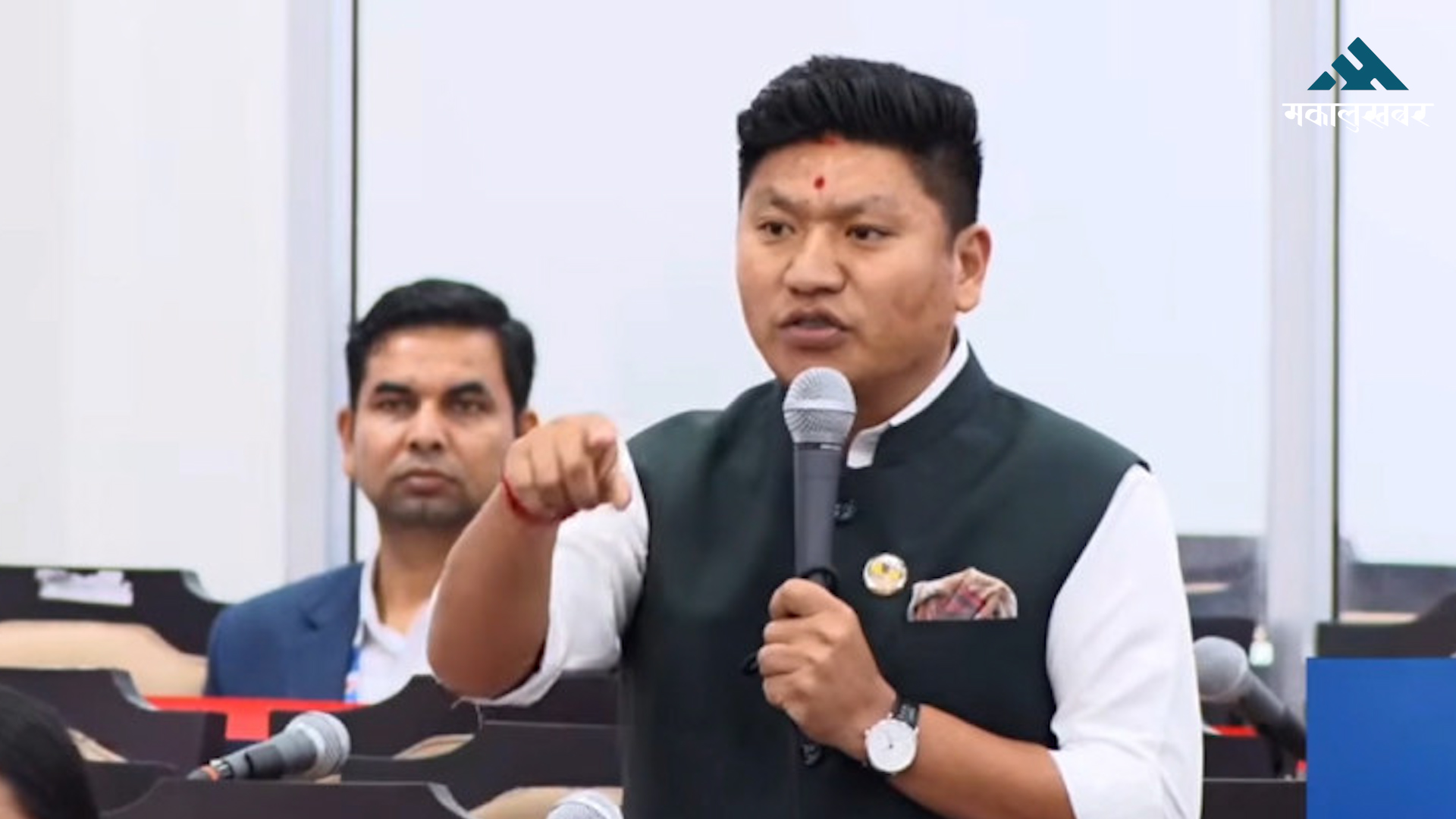 सरकार विकासभन्दा विवादमा केन्द्रित भयो: सन्दीप राना