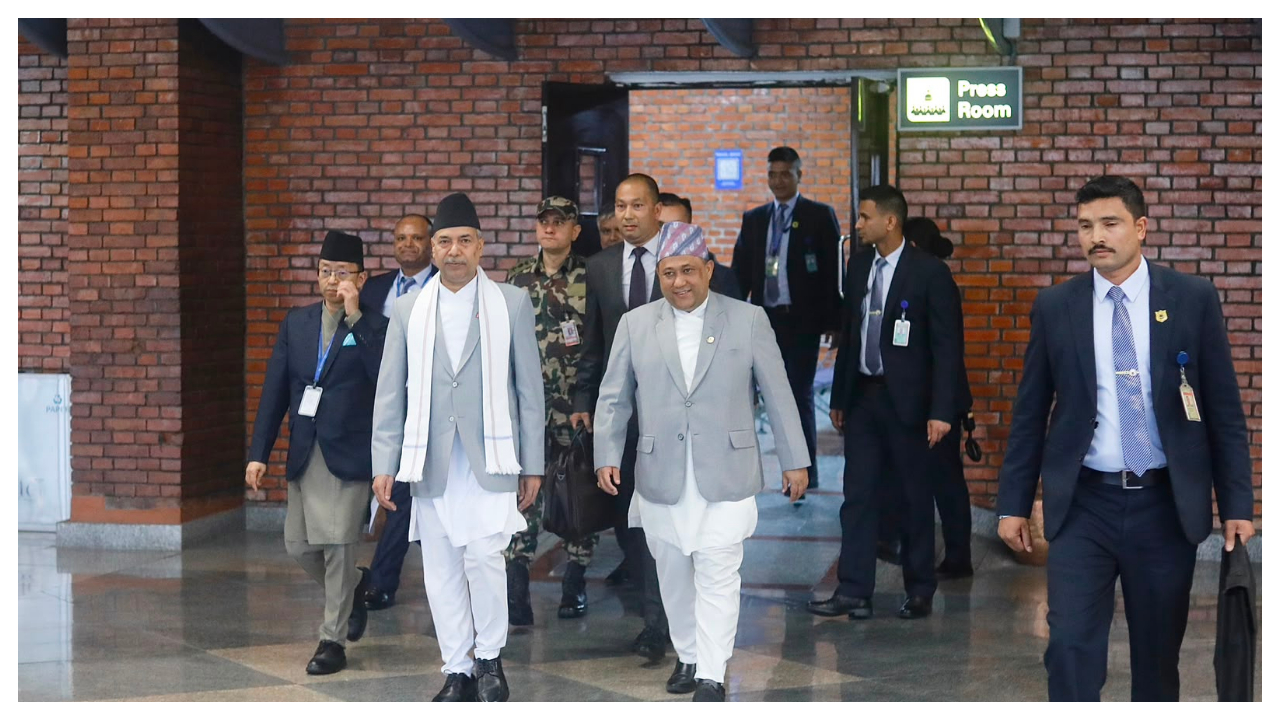 उपराष्ट्रपति यादव स्वदेश फिर्ता
