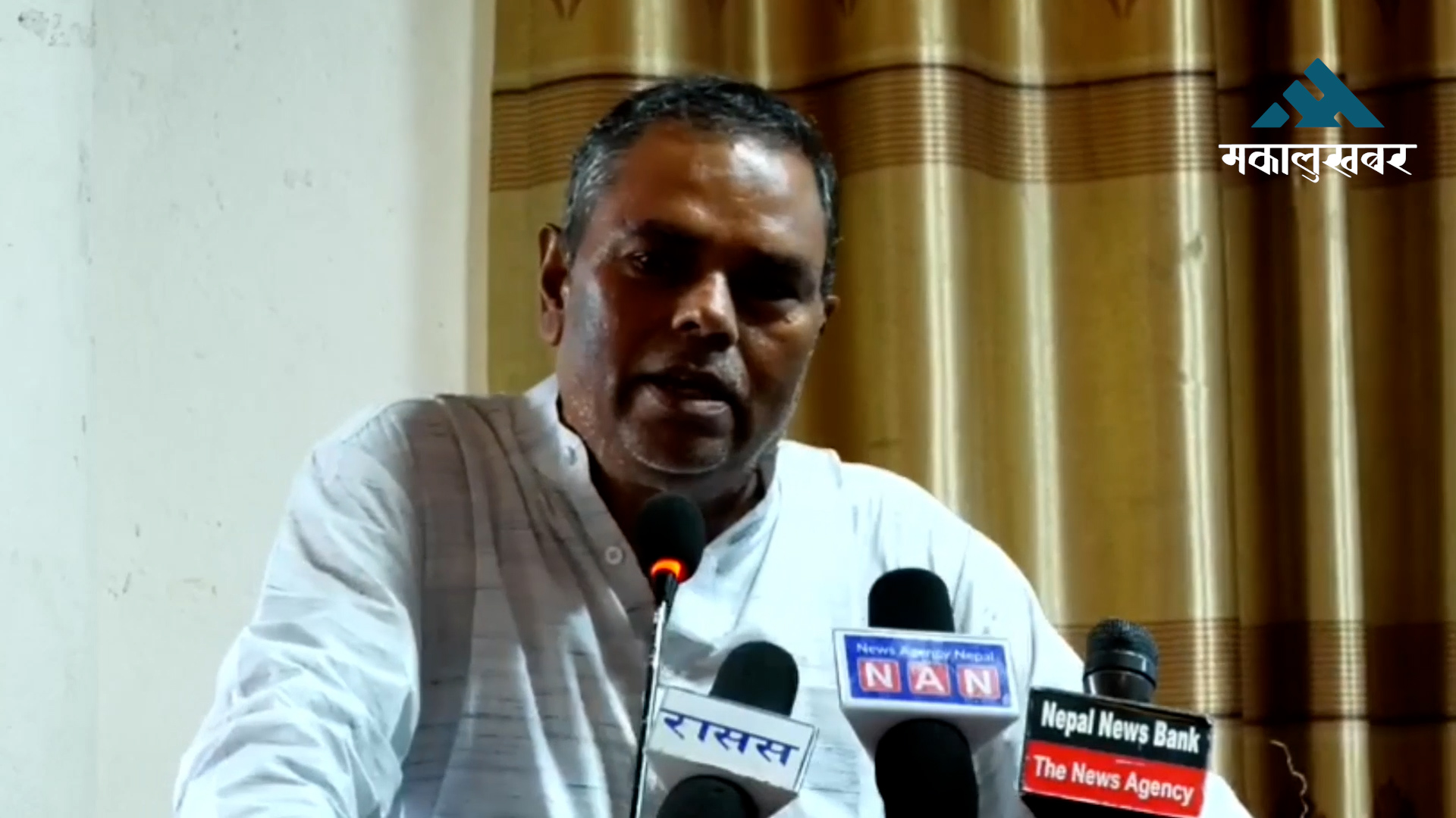 भारत र बंगलादेश नेपालसँग बिजुली किन्न आतुर छन्, हामीले उत्पादन गर्न सकेका छैनौँः उपेन्द्र यादव